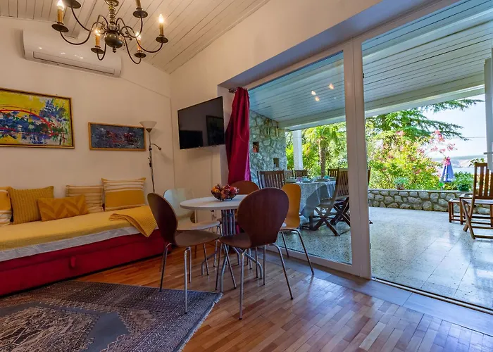 Seneca יאדראנובו