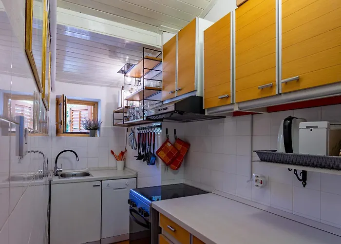 Apartament Seneca *